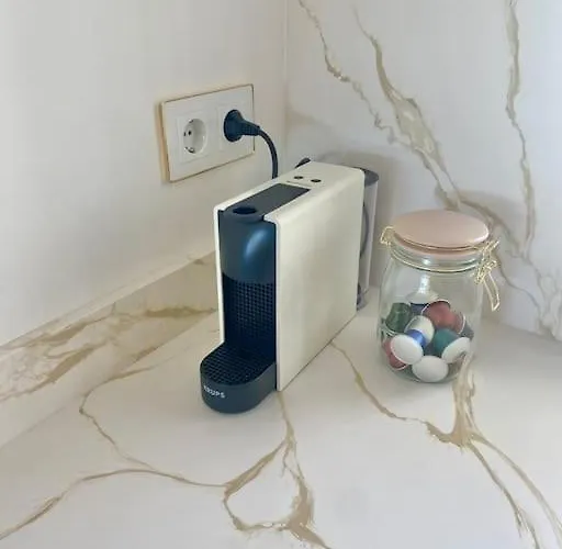 Sea View, Stylish & Modern 2 In The Center Апартаменты Нерха