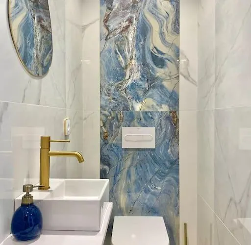 Апартаменты Sea View, Stylish & Modern 2 In The Center *