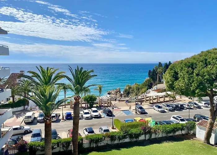 Sea View, Stylish & Modern 2 In The Center Нерха