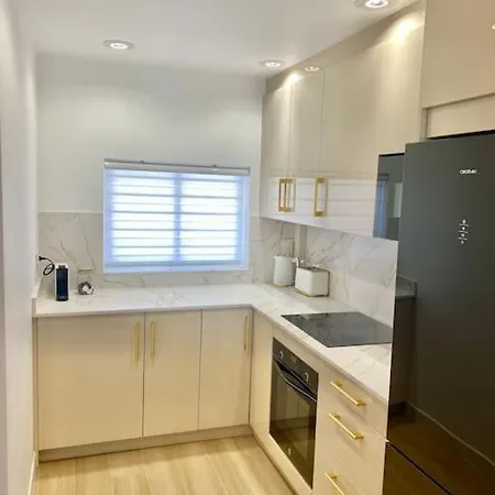 Apartment Sea View, Stylish & Modern 2 In The Center