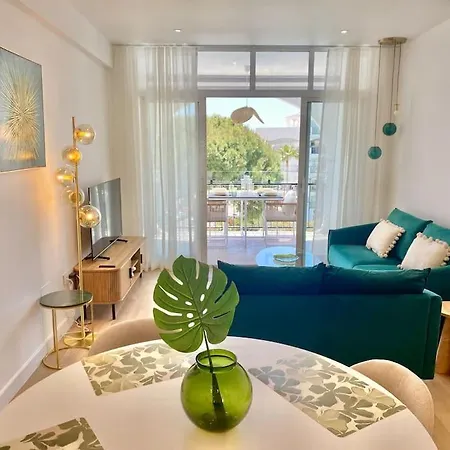 Apartment Sea View, Stylish & Modern 2 In The Center *