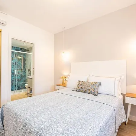 Sea View, Stylish & Modern 2 In The Center Apartment Nerja