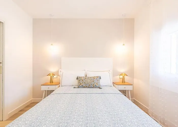 Sea View, Stylish & Modern 2 In The Center * 네르하