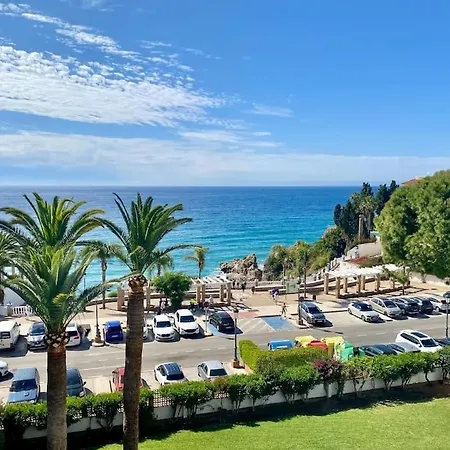 Sea View, Stylish & Modern 2 In The Center Nerja